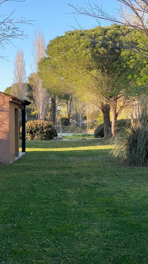 Joli Studio Camargue Lou Rouge Arlés Exterior foto